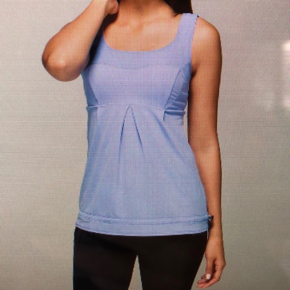 Lululemon elevate tank size 8 - Picture 6 of 7